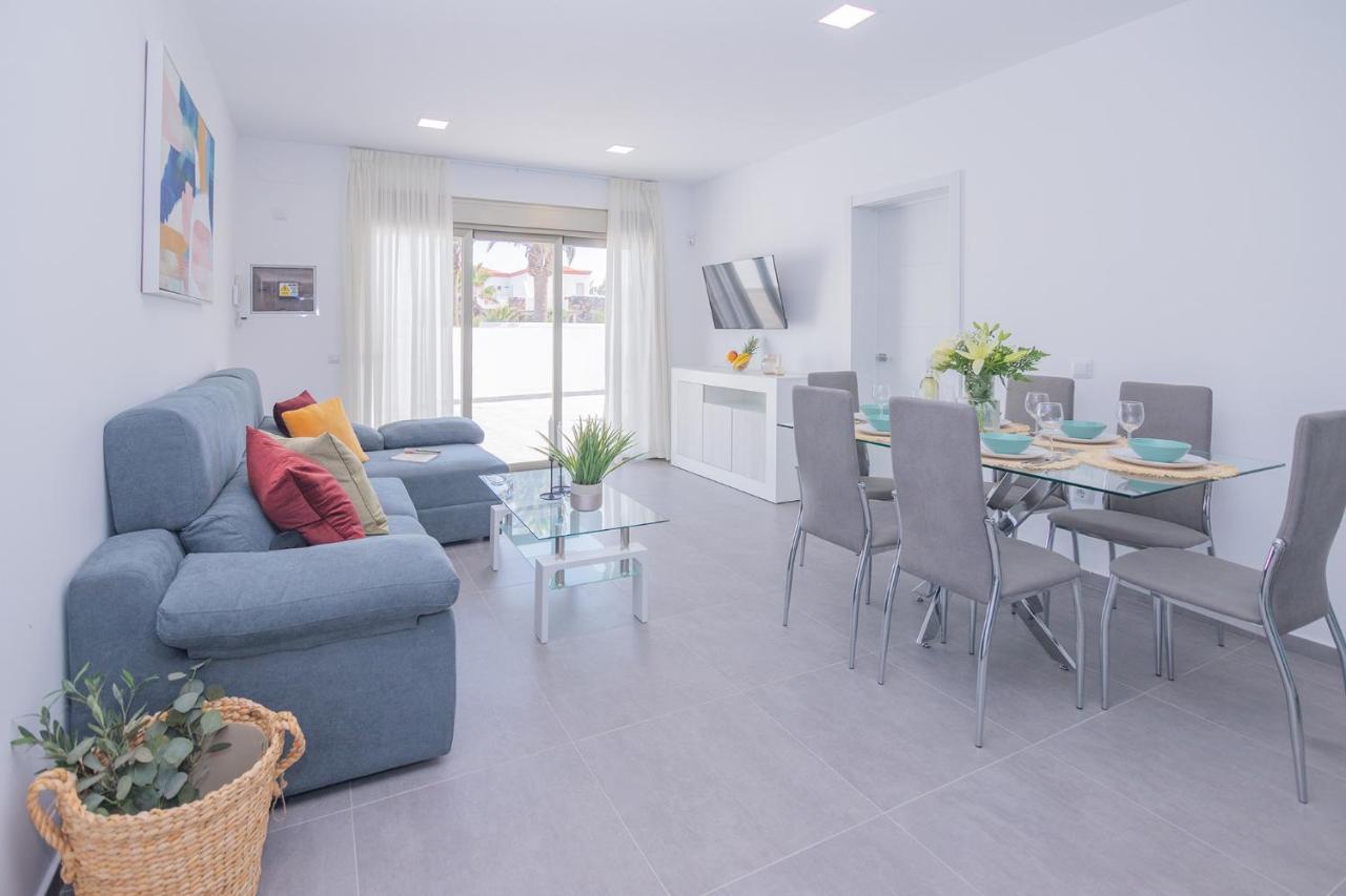 Apartment Family 1 Beachfront Corralejo By Holidays Home Exteriör bild